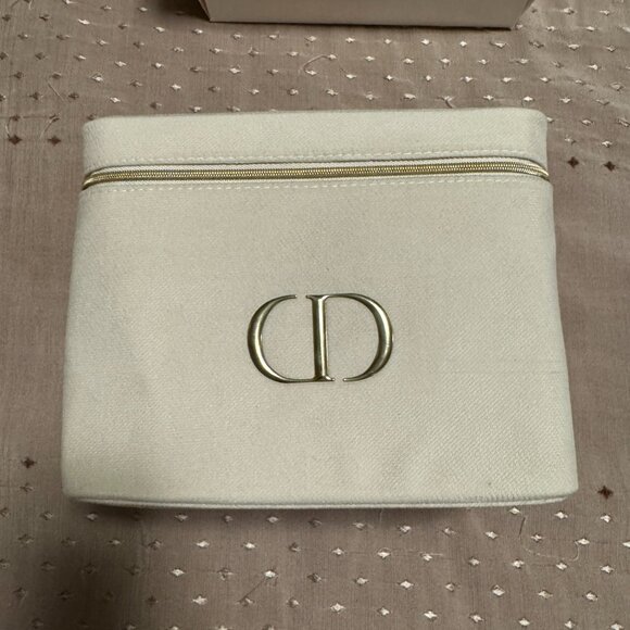 BNIB Dior Beauty Vanity Case Set - Picture 3 of 13